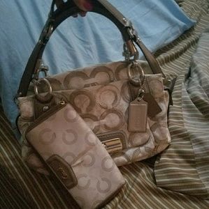 Authentic Coach Purse/matching Wallet